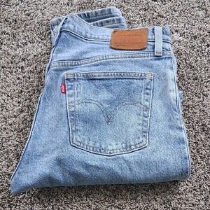 Levi's Women's Classic Blue Jeans Skinny Leg